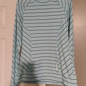 Reebok Women's Light Blue Striped Long Sleeve Tee